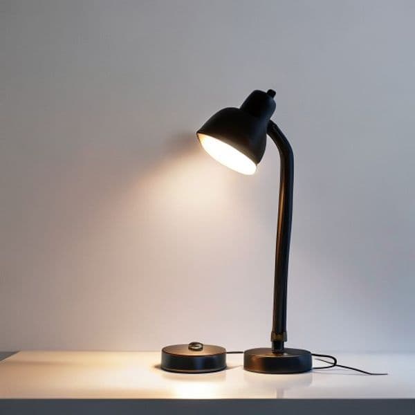 Luminária de Mesa LED Articulada com Carregador Wireless
